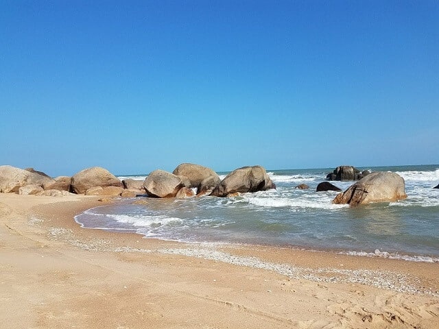 Bãi biển Bình Châu